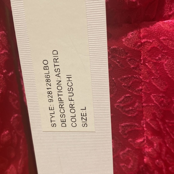 Puff sleeves midi dress - Picture 4 of 6